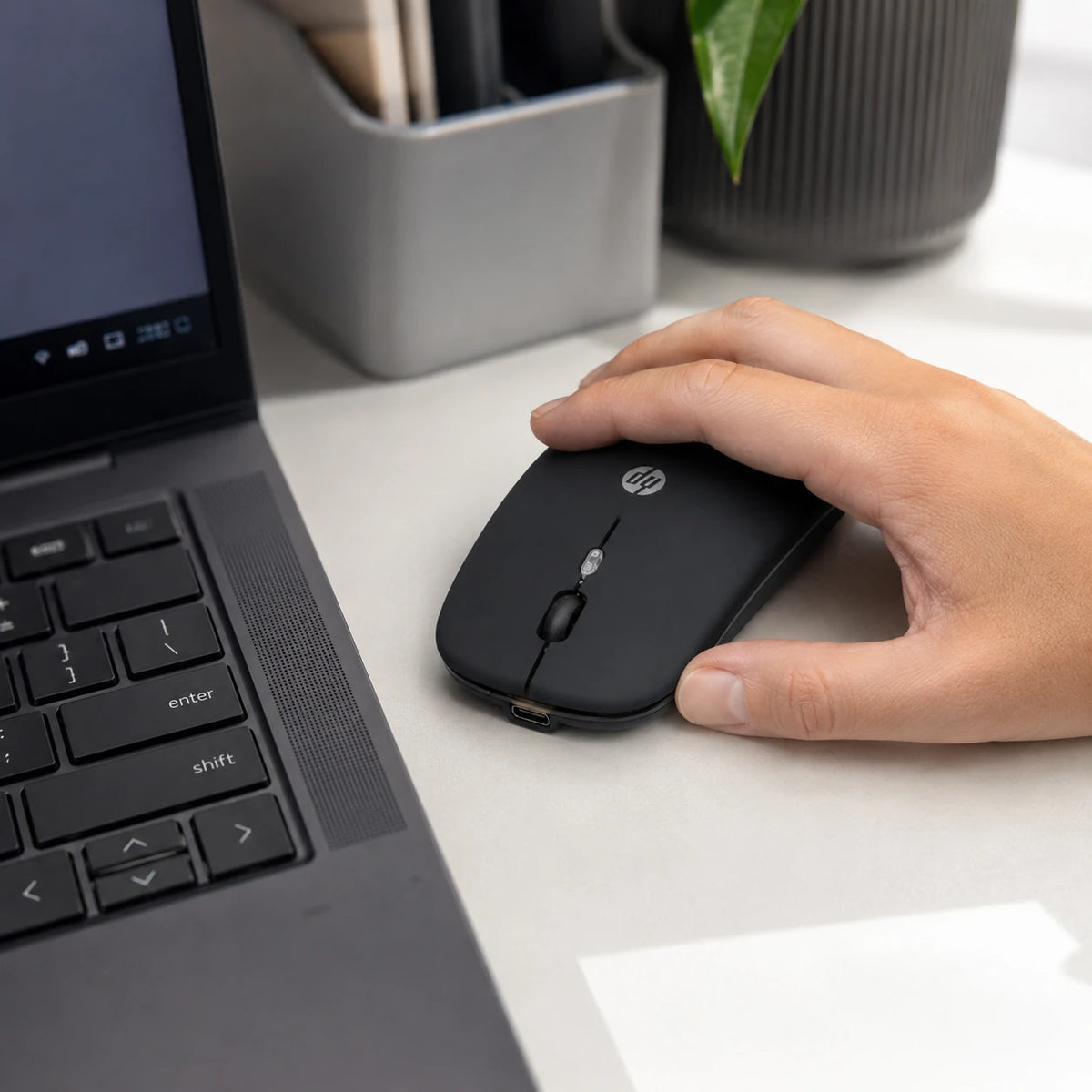 HP W10 ergonomic wireless mouse for laptop and desktop use